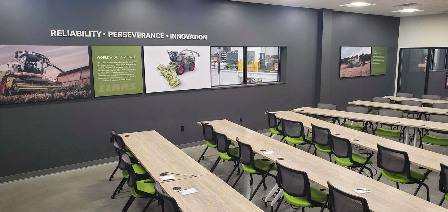 CLAAS Product Image Panels