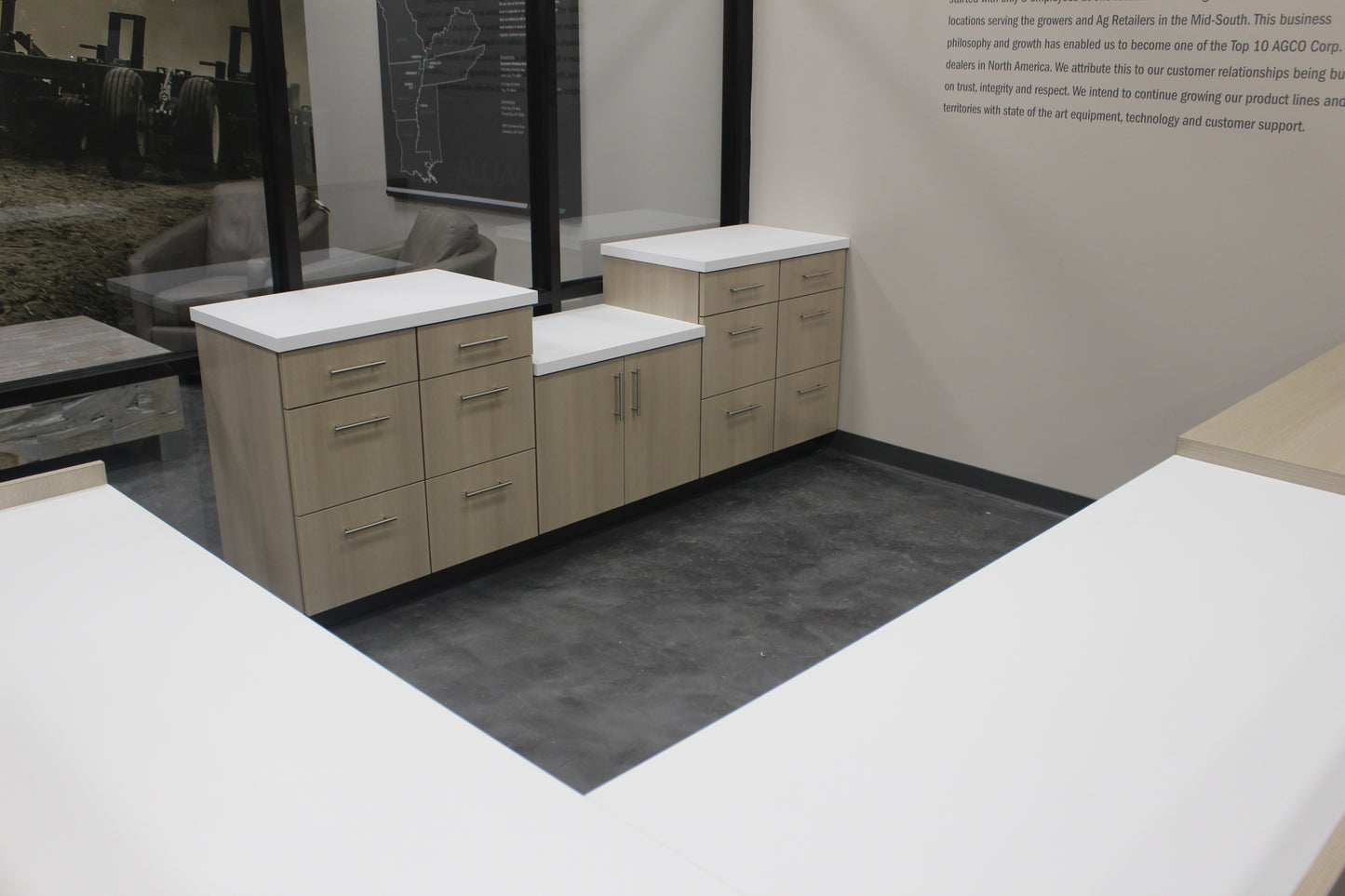RC-2024 Expanded Reception Counter